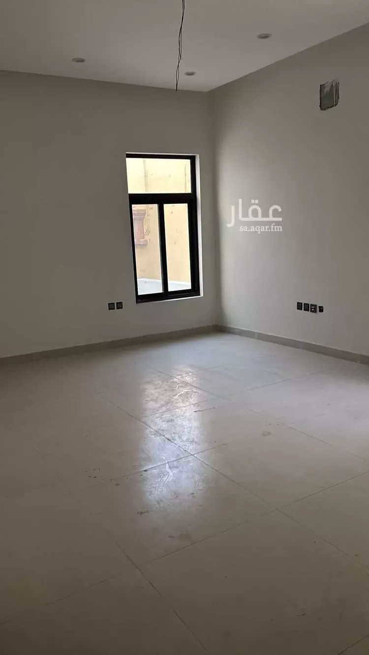 فيلا للبيع في شارع سهل بن العطار, حي الشاطئ الغربي, مدينة الدمام, المنطقة الشرقية صورة 2