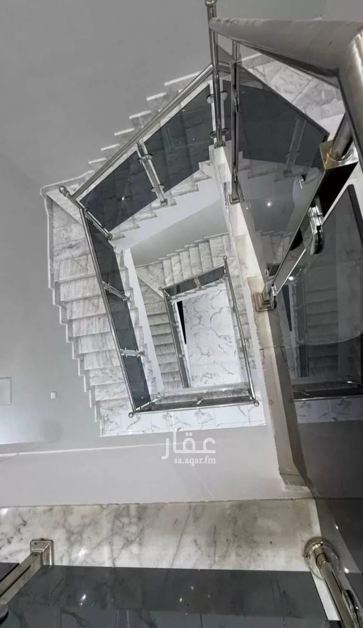 فيلا للبيع في شارع اوثال, حي الرحمانية, مدينة جدة, منطقة مكة المكرمة صورة 3