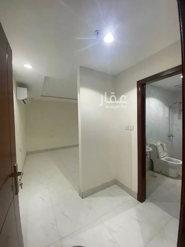 شقة للإيجار في شارع ابن مسافر, حي العزيزية, مدينة مكة المكرمة, منطقة مكة المكرمة صورة 4