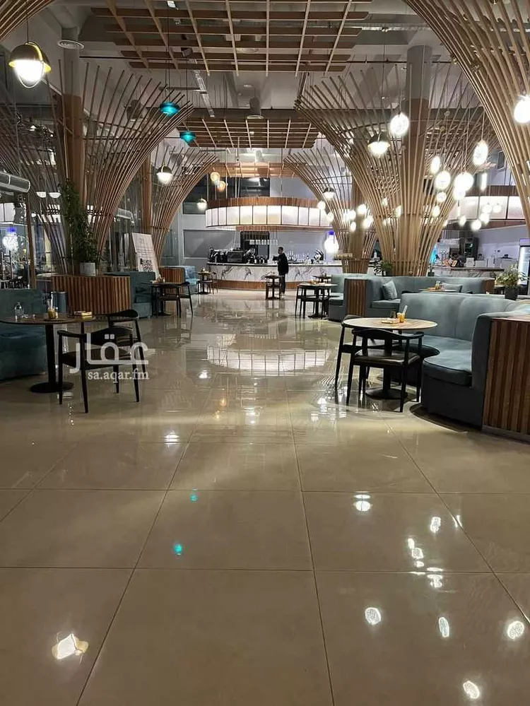 محل للإيجار في طريق الملك عبدالله بن عبدالعزيز ، حي الوسيطاء ، حائل ، منطقة حائل صورة 2