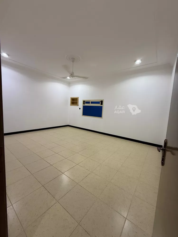 Apartment for Rent in Hail Al Khuzamy