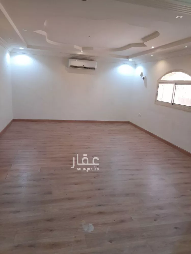 فيلا للبيع في شارع الهفوف, حي الياسمين, مدينة الرياض, منطقة الرياض صورة 4