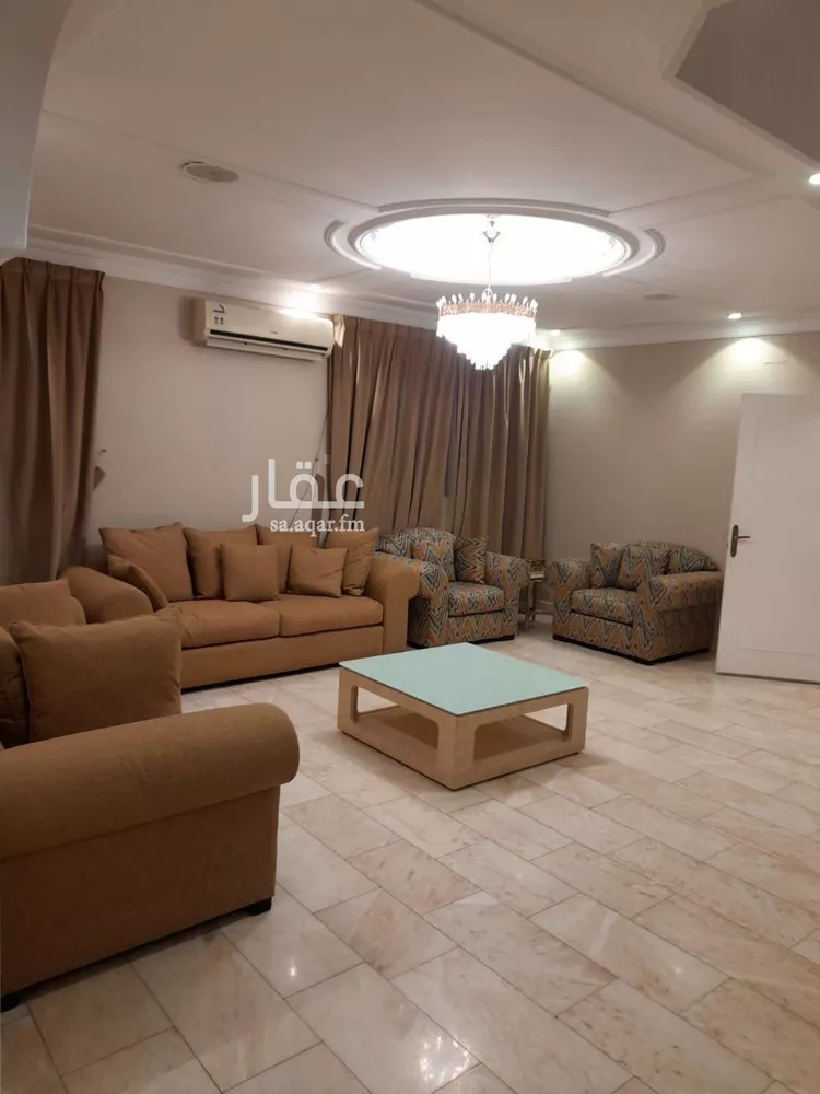 فيلا للإيجار في شارع دقلة, حي الرحمانية, مدينة الرياض, منطقة الرياض 8