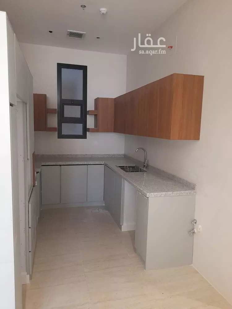شقة للإيجار في شارع عشيرة سدير, حي الرائد, مدينة الرياض, منطقة الرياض 8
