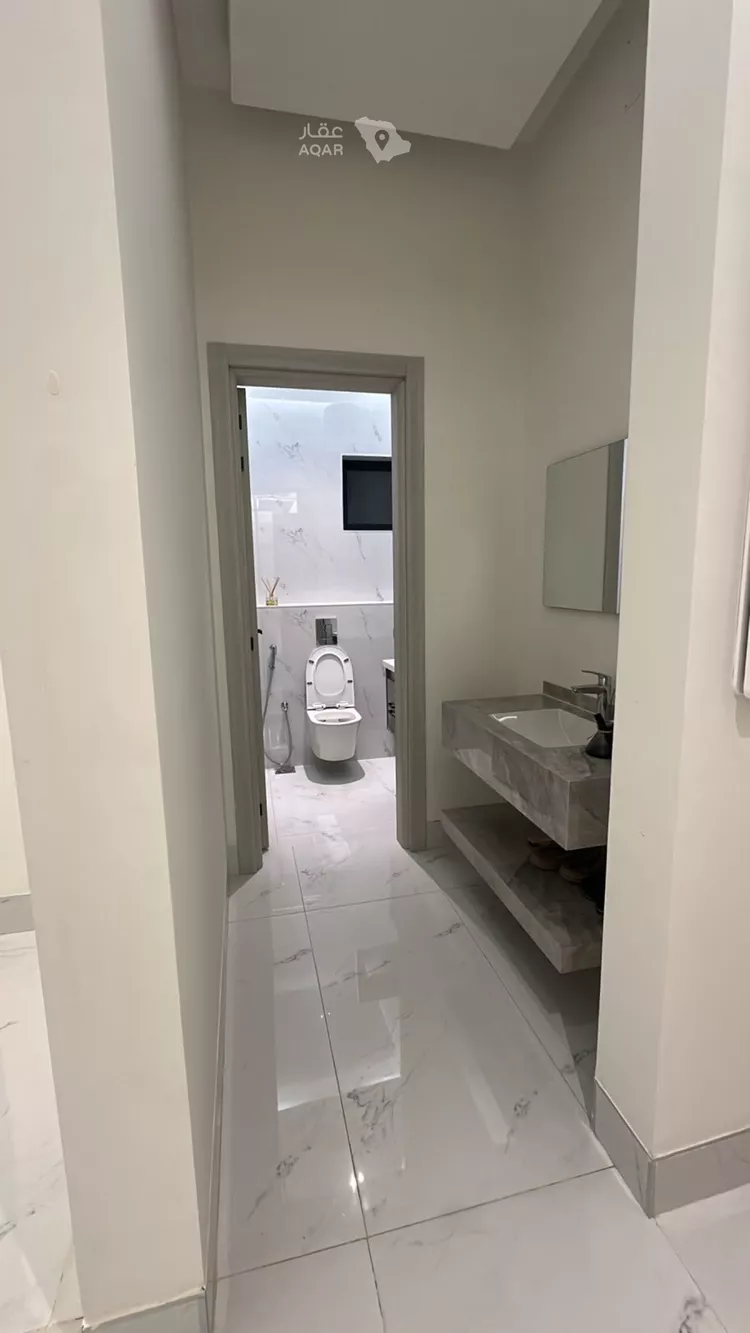 Floor for Rent in Riyadh Jarir 12