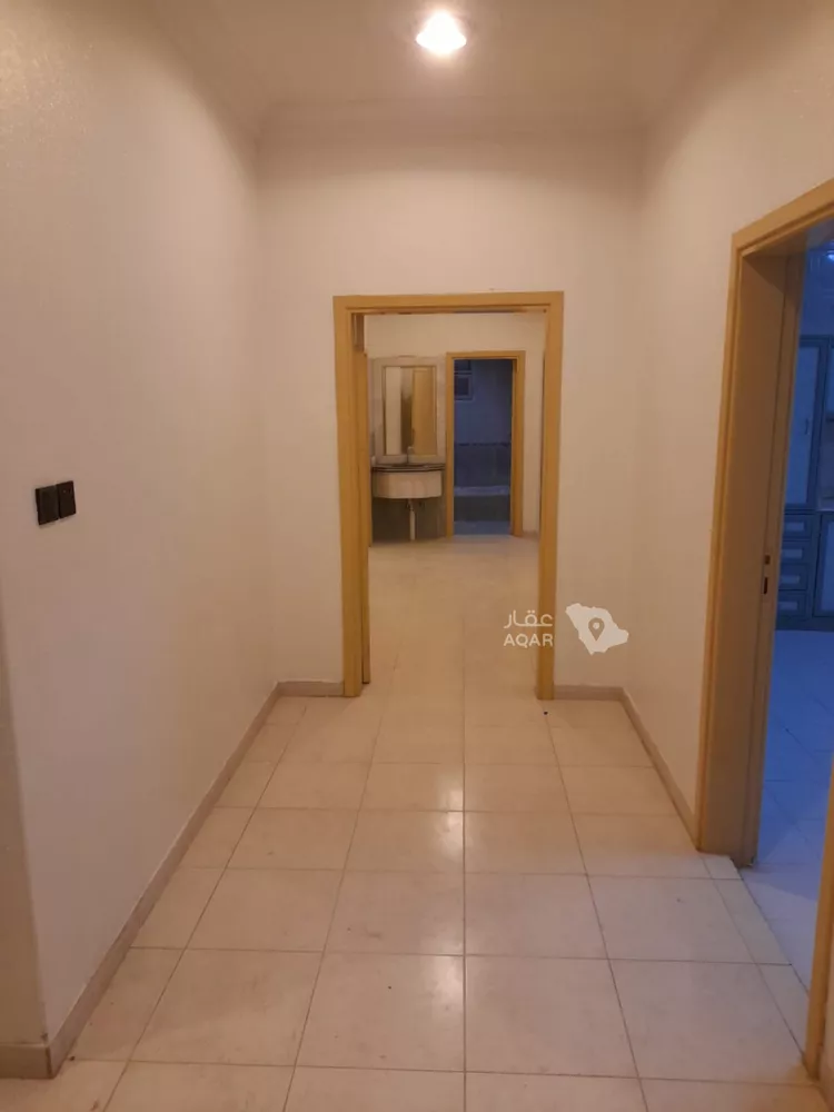Floor for Rent in Riyadh Ar Raid 8