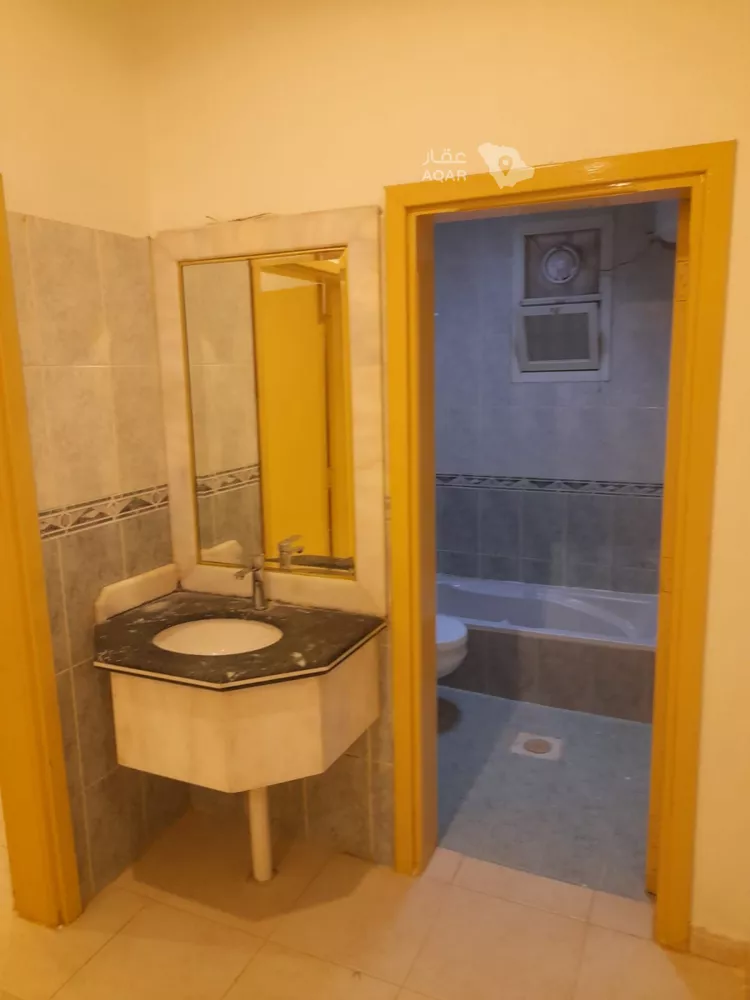 Floor for Rent in Riyadh Ar Raid 15