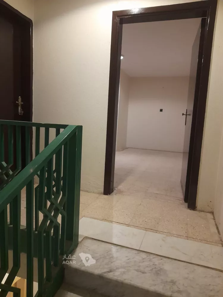 Floor for Rent in Riyadh Ar Raid 18