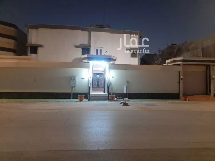فيلا للإيجار في شارع دقلة, حي الرحمانية, مدينة الرياض, منطقة الرياض صورة 2