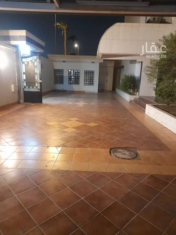 فيلا للإيجار في شارع دقلة, حي الرحمانية, مدينة الرياض, منطقة الرياض صورة 4