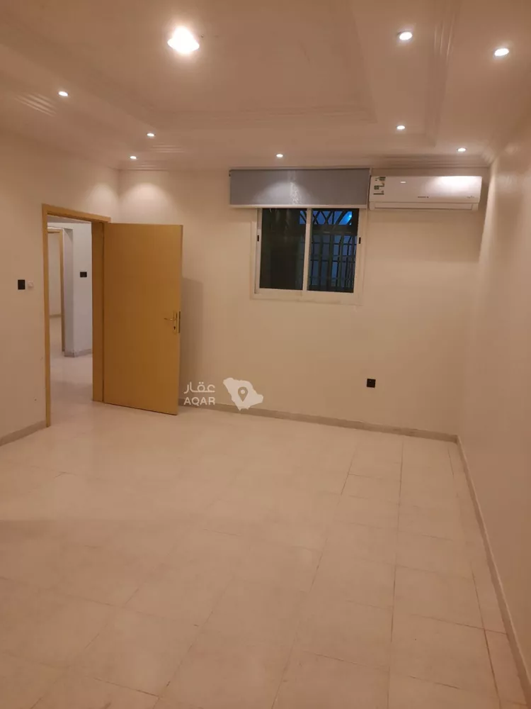 Floor for Rent in Riyadh Ar Raid 9