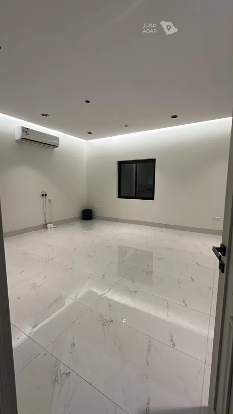 Floor for Rent in Riyadh Jarir 6
