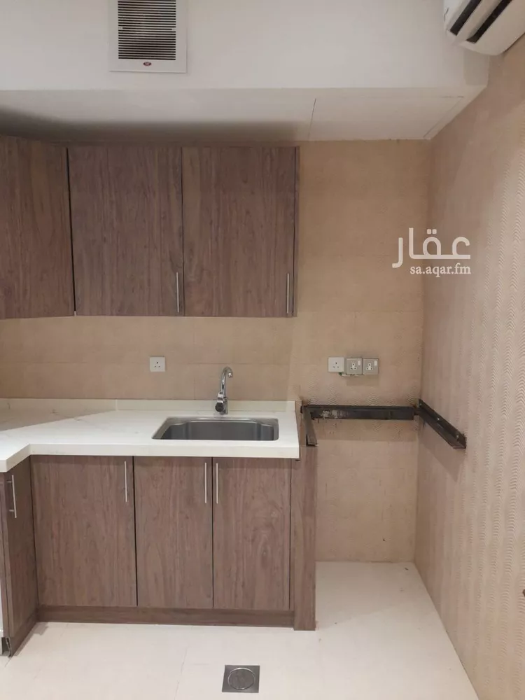 شقة للإيجار في شارع حكيم بن معاوية, حي النخيل, مدينة الرياض, منطقة الرياض 8