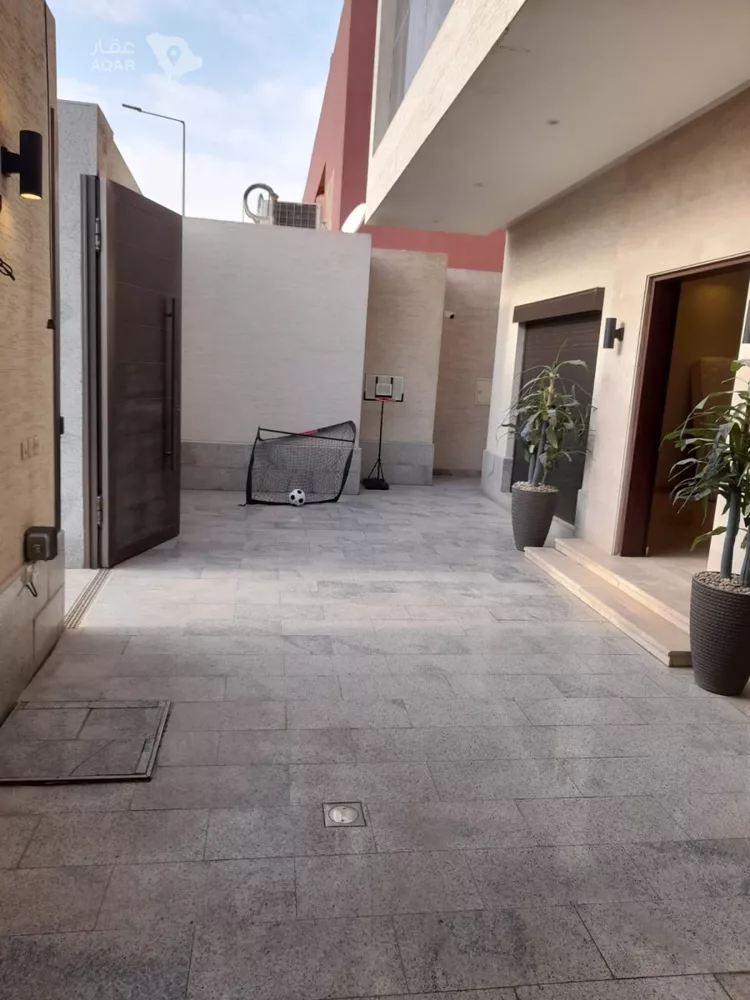فيلا للإيجار في شارع عثمان القاضي, حي النخيل, مدينة الرياض, منطقة الرياض صورة 2