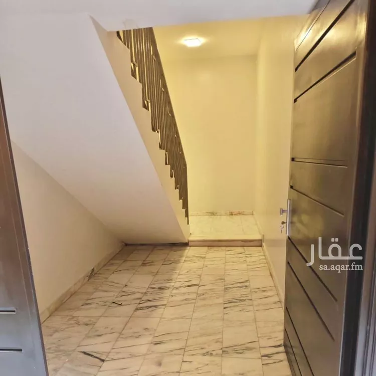 فيلا للبيع في شارع بحرة, حي عرقة, مدينة الرياض, منطقة الرياض صورة 3