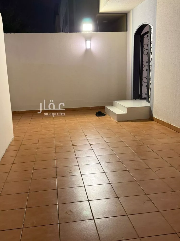 فيلا للإيجار في شارع عبدالعزيز محمد المبارك, حي النخيل, مدينة الرياض, منطقة الرياض صورة 2