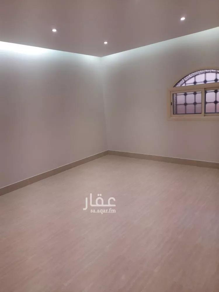 فيلا للبيع في شارع بحرة, حي عرقة, مدينة الرياض, منطقة الرياض صورة 5