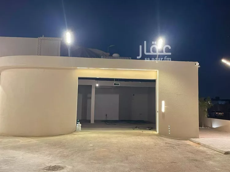 Shop for Rent in Riyadh Al Khaleej 13