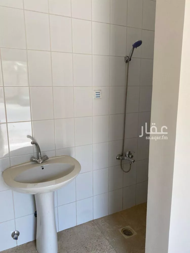 غرفة للإيجار في شارع الجوادي, حي العارض, مدينة الرياض, منطقة الرياض صورة 5