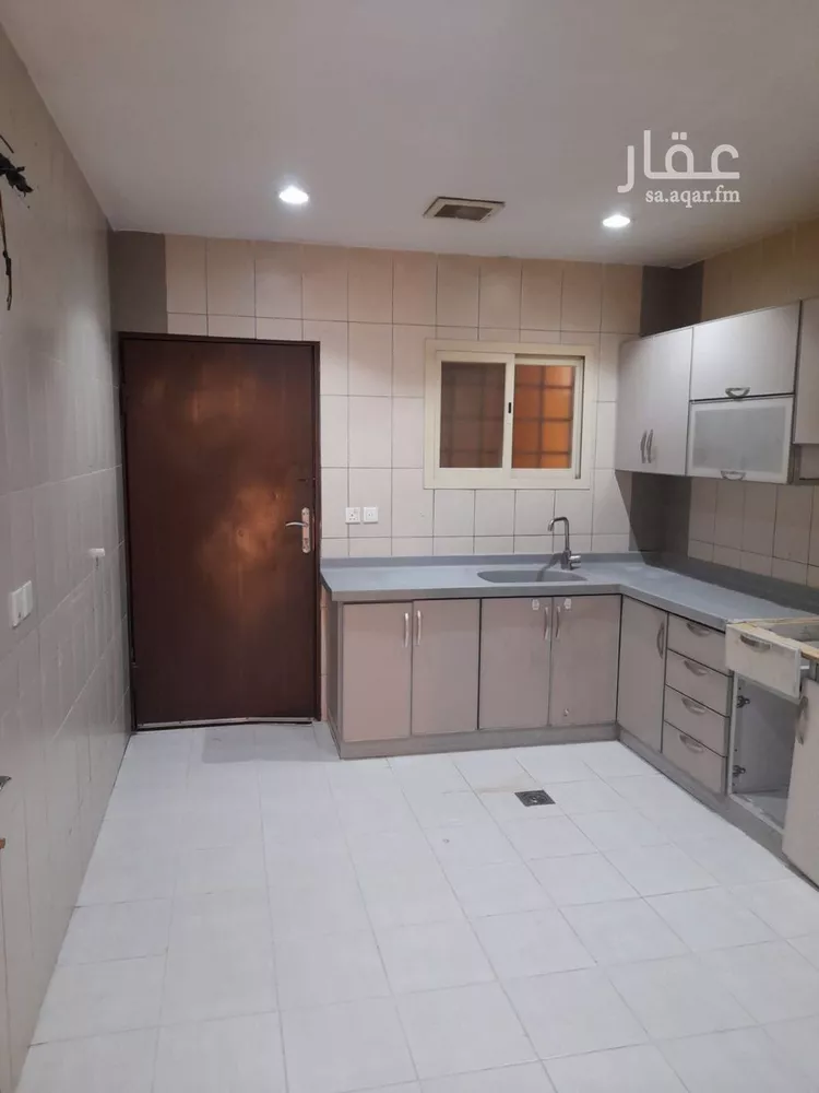 فيلا للبيع في شارع الهفوف, حي الياسمين, مدينة الرياض, منطقة الرياض 28