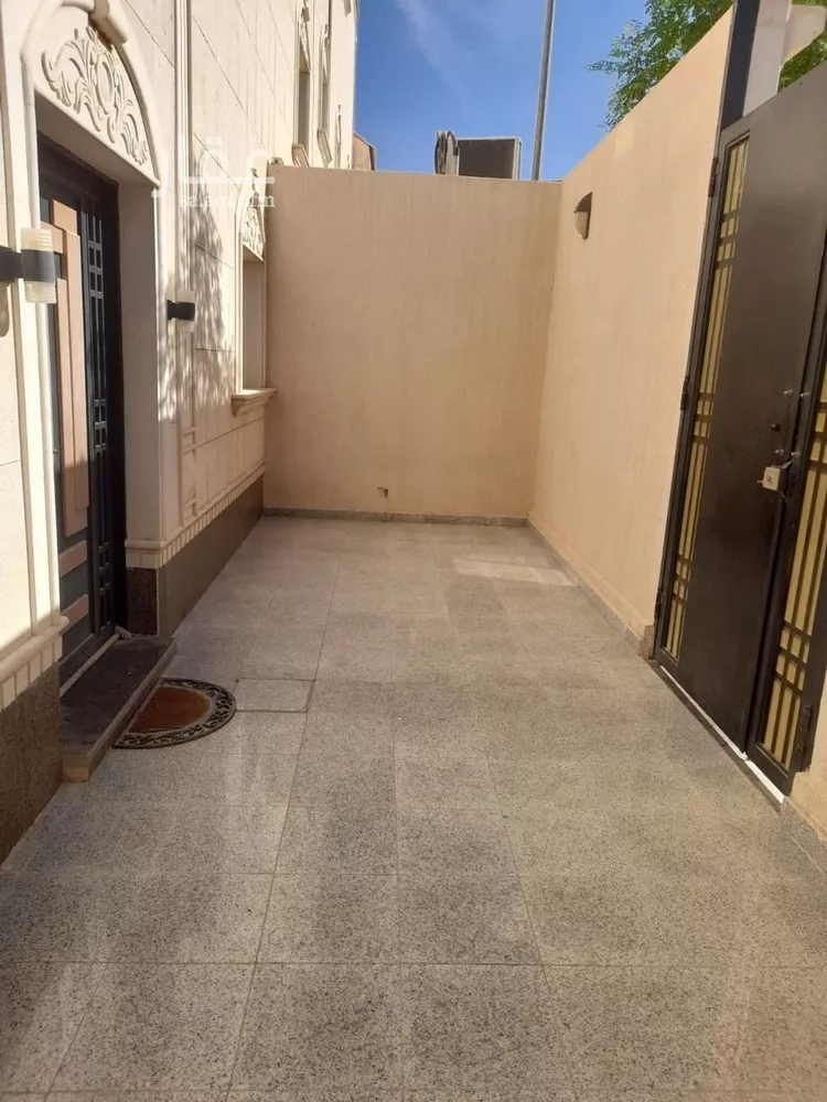 فيلا للإيجار في شارع يوسف القرشي, حي النخيل, مدينة الرياض, منطقة الرياض صورة 3