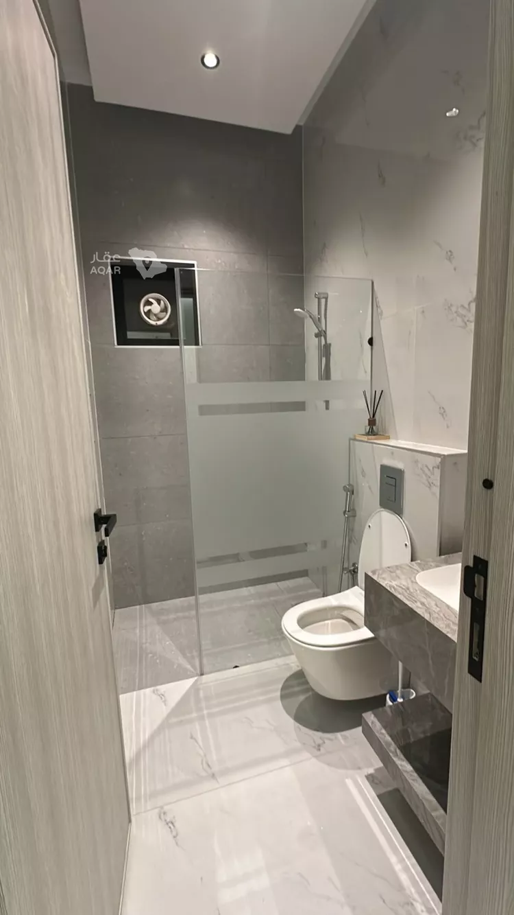 Floor for Rent in Riyadh Jarir 10