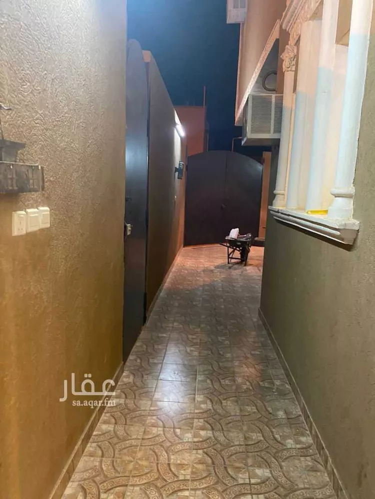 فيلا للبيع في شارع عبدالعزيز بن عبدالملك, حي بدر, مدينة الرياض, منطقة الرياض 7