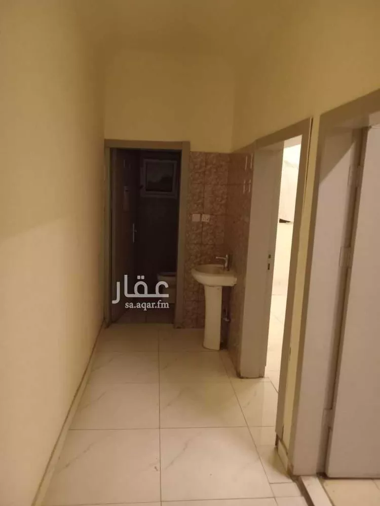 عمارة للإيجار في شارع حسان بن ثابت, حي النسيم الشرقي, مدينة الرياض, منطقة الرياض 8