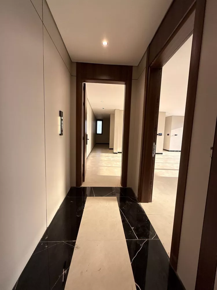 Apartment for Sale in Al Khobar Al Khour