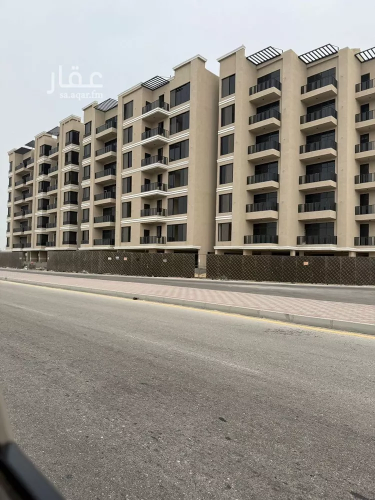 شقة للبيع في شارع احمد بن عجيان, حي طيبة, مدينة الدمام, المنطقة الشرقية