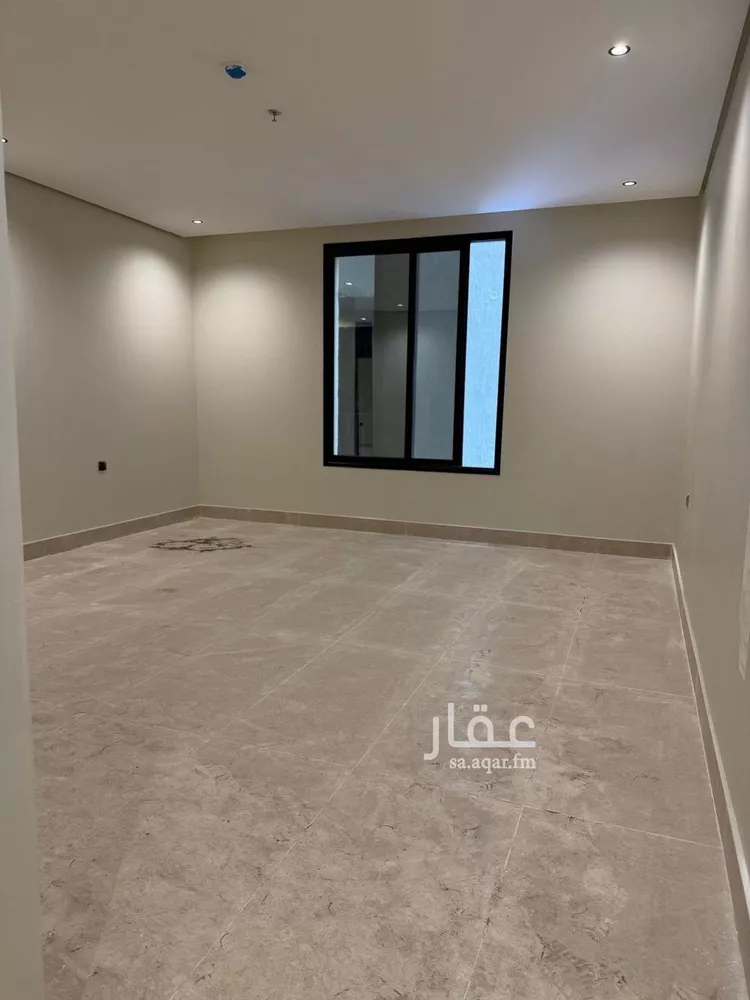 شقة للبيع في شارع احمد بن عجيان, حي طيبة, مدينة الدمام, المنطقة الشرقية