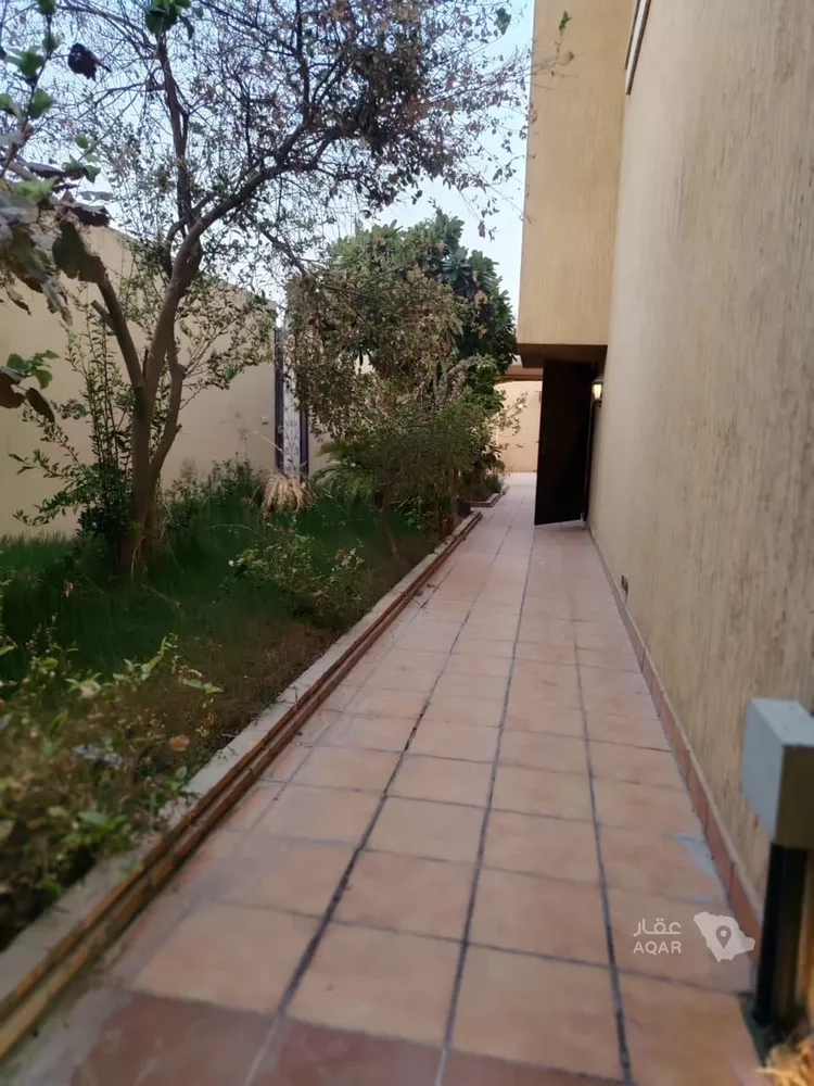 فيلا للبيع في شارع عبدالرحمن الطبيش, حي الرحمانية, مدينة الرياض, منطقة الرياض صورة 4