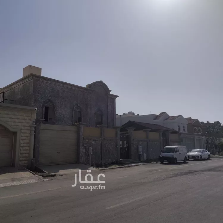 فيلا للبيع في شارع شمس الدين الشافعي, حي الشاطئ الغربي, مدينة الدمام, المنطقة الشرقية صورة 2