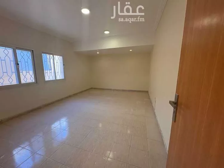 فيلا للبيع في شارع أحمد عبدالغفور عطار, حي العليا, مدينة الرياض, منطقة الرياض