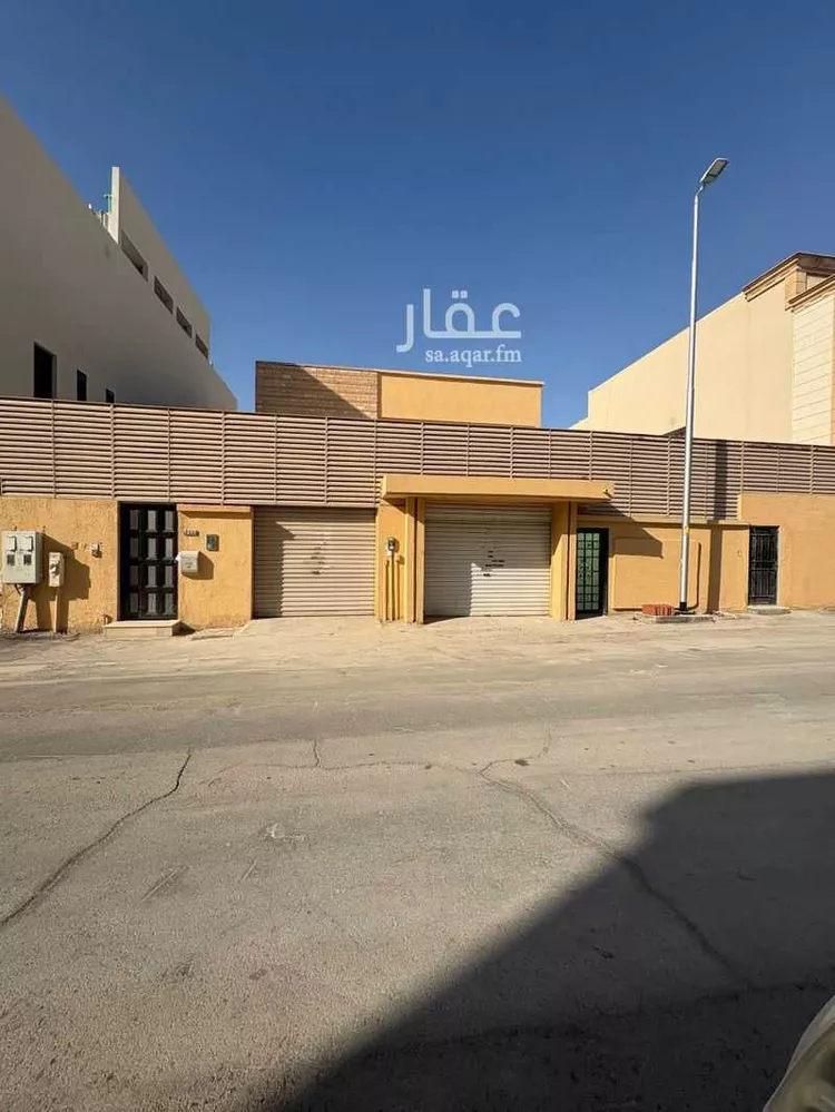 فيلا للبيع في شارع أحمد عبدالغفور عطار, حي العليا, مدينة الرياض, منطقة الرياض