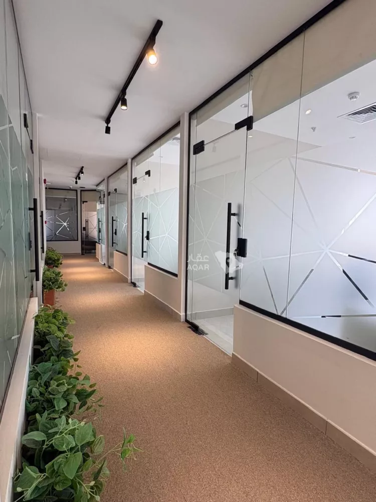 Commercial Office for Rent in Jeddah Ash Shati 6