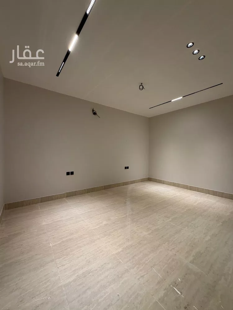 شقة للبيع في شارع أبو عبيدة بن الجراح, حي الشعلة, مدينة الدمام, المنطقة الشرقية 8