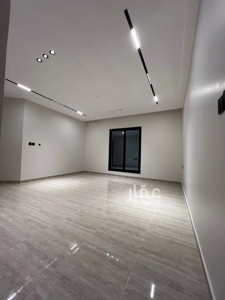 شقة للبيع في شارع زاهر بن طاهر, حي الندى, مدينة الدمام, المنطقة الشرقية 1 صورة