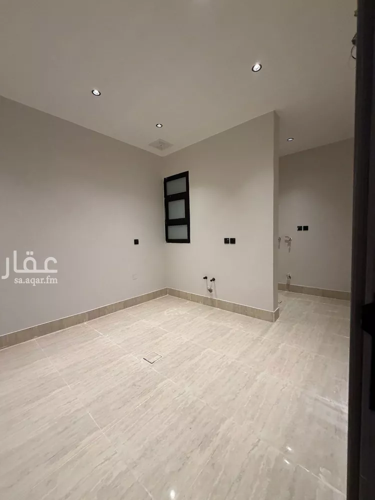 شقة للبيع في شارع أبو عبيدة بن الجراح, حي الشعلة, مدينة الدمام, المنطقة الشرقية 6