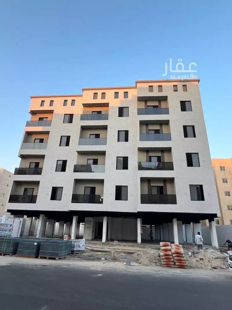 شقة للبيع في شارع الملك فهد بن عبدالعزيز سعود, حي الحمراء, مدينة الخبر, المنطقة الشرقية