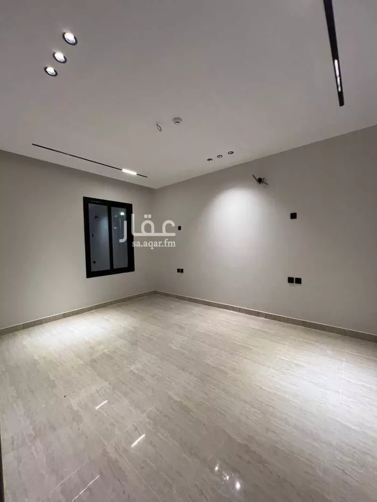 شقة للبيع في شارع الملك فهد بن عبدالعزيز سعود, حي الحمراء, مدينة الخبر, المنطقة الشرقية صورة 2