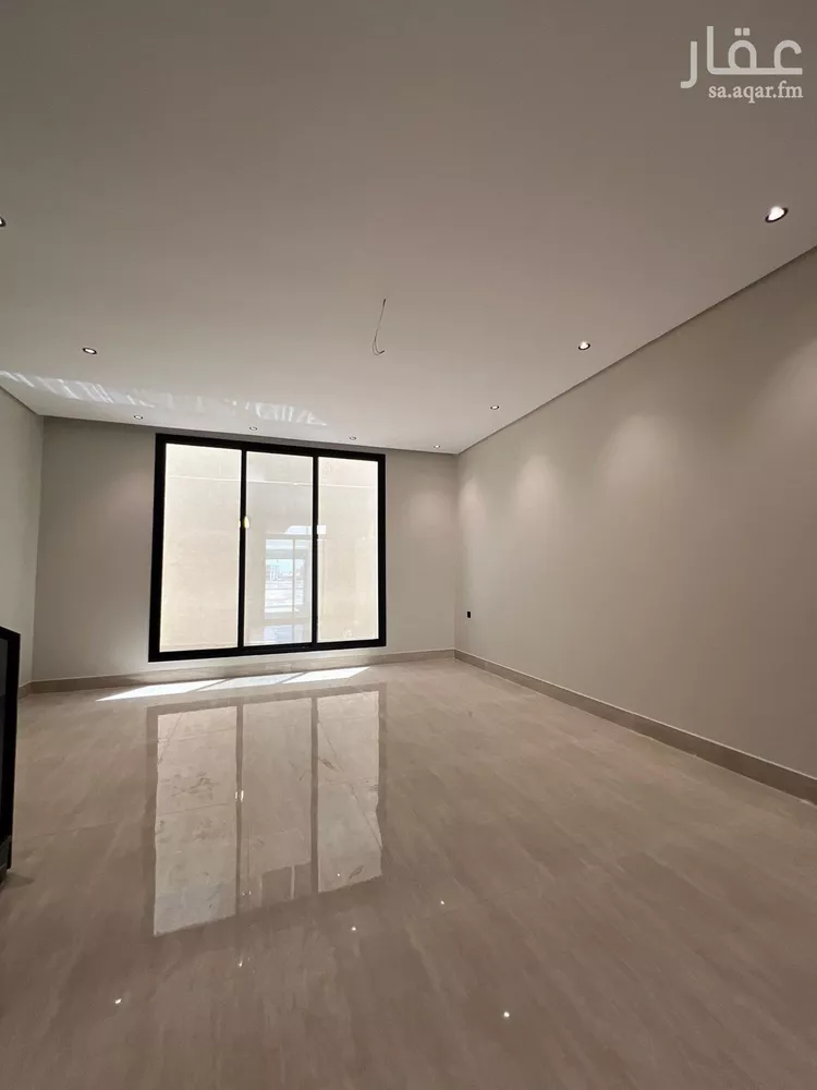 فيلا للبيع في شارع عرعر, حي الصواري, مدينة الخبر, المنطقة الشرقية صورة 2