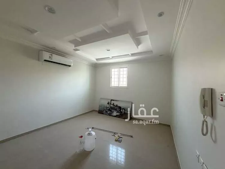 Floor for Rent in Riyadh Al Wadi