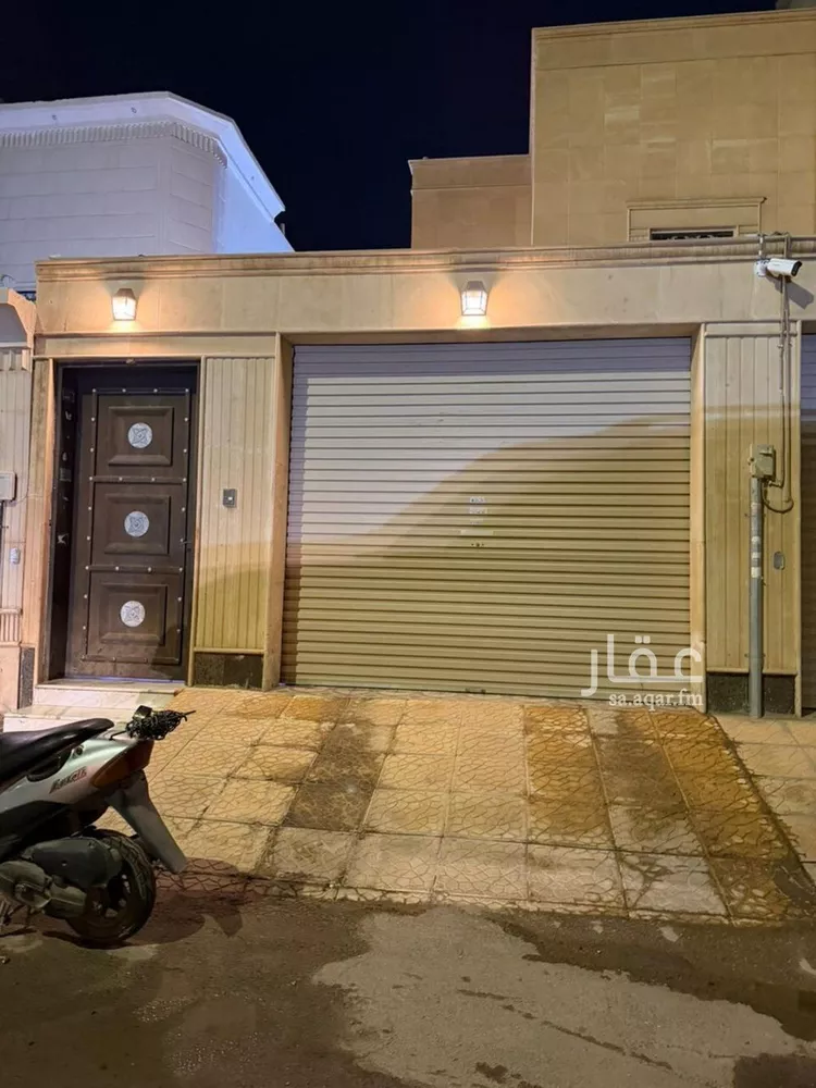 شقة للبيع في شارع عبدالرزاق الحميري, حي الورود, مدينة الخرج, منطقة الرياض