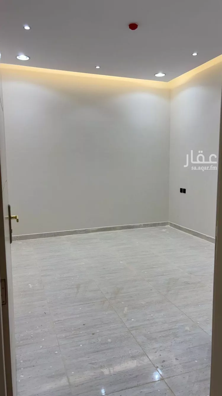 عمارة للإيجار في شارع عمر ابن الخطاب, حي السلام, مدينة الخرج, منطقة الرياض صورة 2