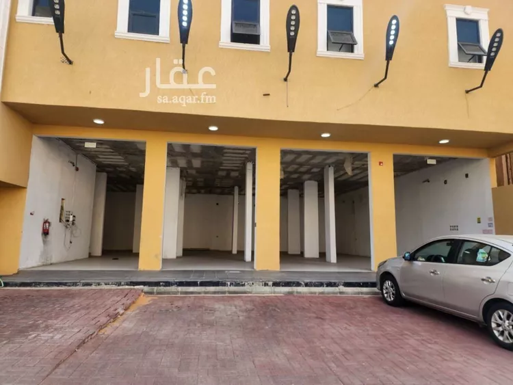 عمارة للإيجار في شارع الامير ناصر بن عبد العزيز, حي طويق, مدينة الخرج, منطقة الرياض
