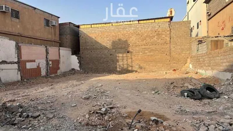 أرض للبيع في شارع عقبة بن عامر, حي الخالدية, مدينة الخرج, منطقة الرياض