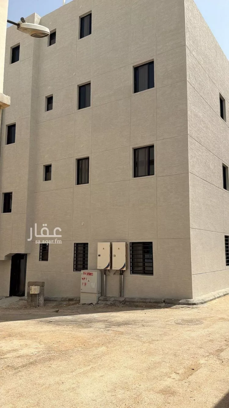 Building for Sale in Al Kharj As Salmaniyah