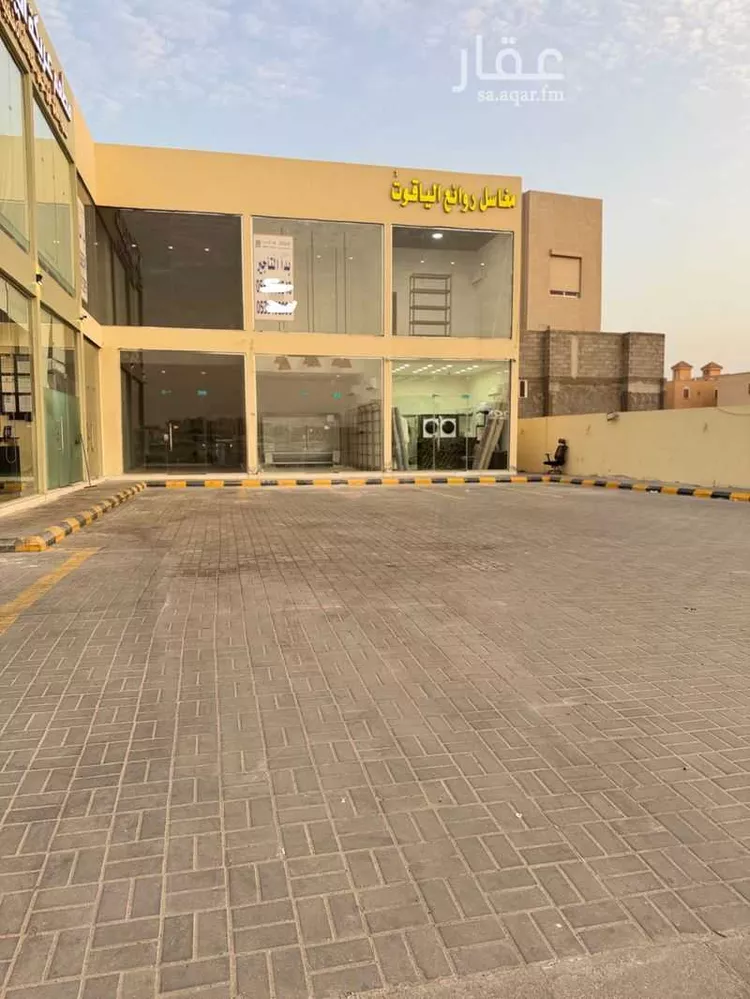 مجمع للبيع في شارع سعود بن عبدالعزيز, حي الزمرد, مدينة جدة, منطقة مكة المكرمة صورة 2