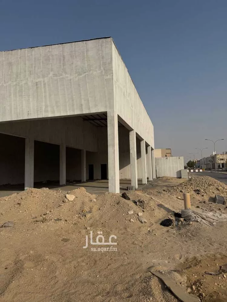 محل للإيجار في شارع الملك عبدالله بن عبدالعزيز, حي منسوبي التعليم الأول, مدينة الاحساء, المنطقة الشرقية صورة 2
